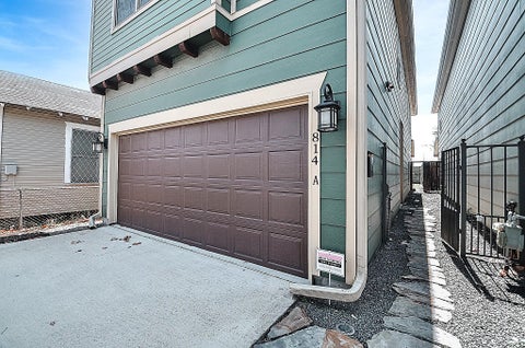 Photo of 814 W 26th Street #A, Houston, TX 77008 (MLS # 23238625)