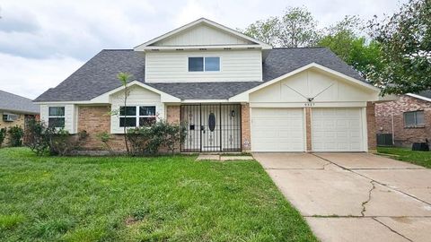 Photo of 9327 Leader Street, Houston, TX 77036 (MLS # 96819322)