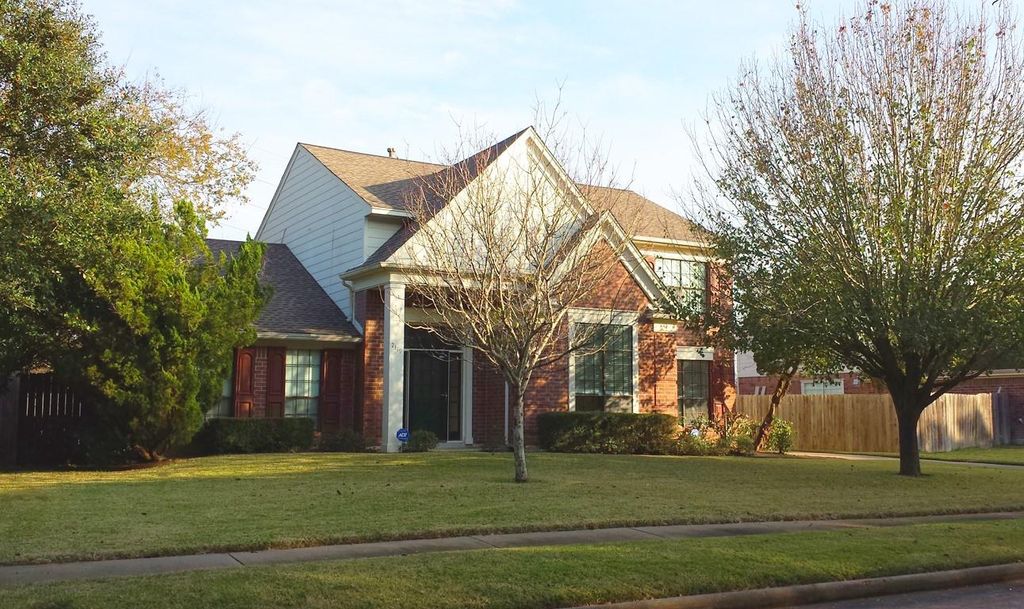 Photo of 2319 Mill Creek Drive, Sugar Land, TX 77478 (MLS # 58172678)