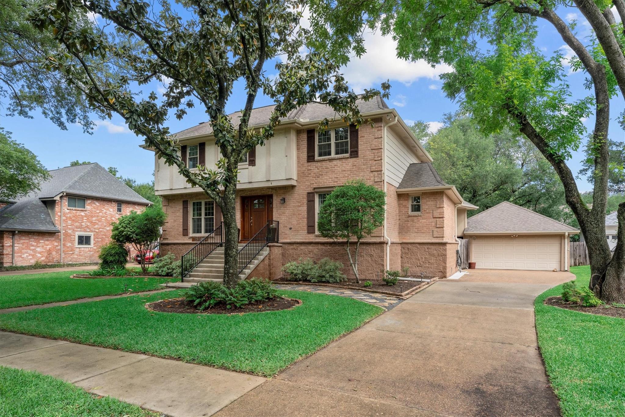 16106 Capri Drive