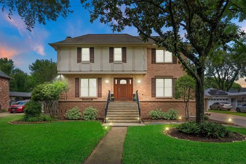 Photo of 16106 Capri Drive, Jersey Village, TX 77040 (MLS # 41016429)