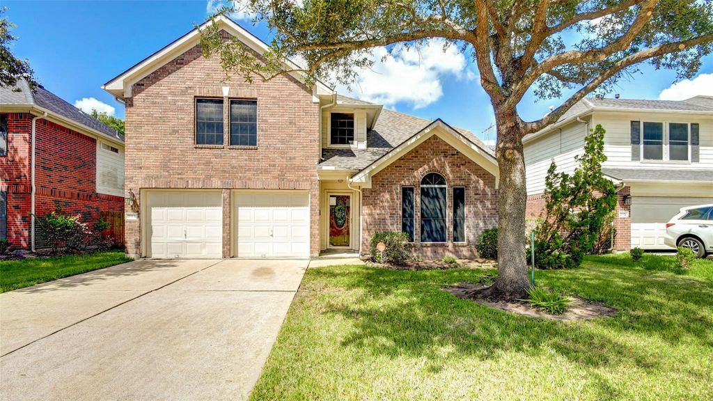Photo of 2114 Whirlaway Drive, Stafford, TX 77477 (MLS # 10640430)