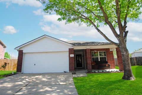 Photo of 10202 Stone Cactus Drive, Houston, TX 77095 (MLS # 97029409)