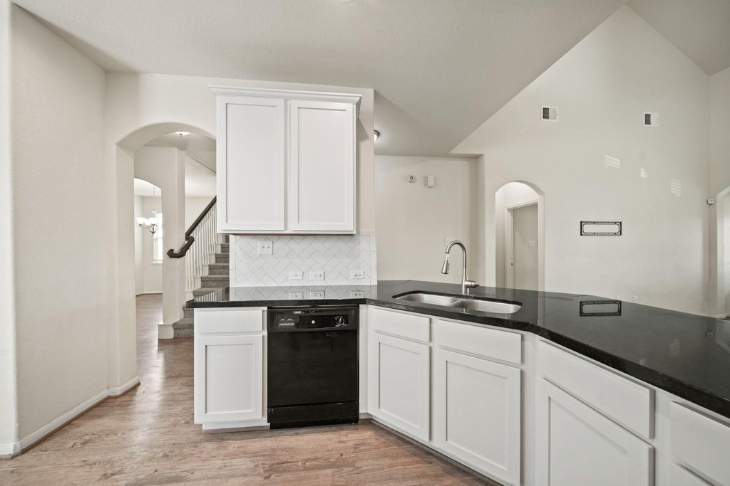 Photo of 13710 Evansdale Lane, Houston, TX 77083 (MLS # 2351733)