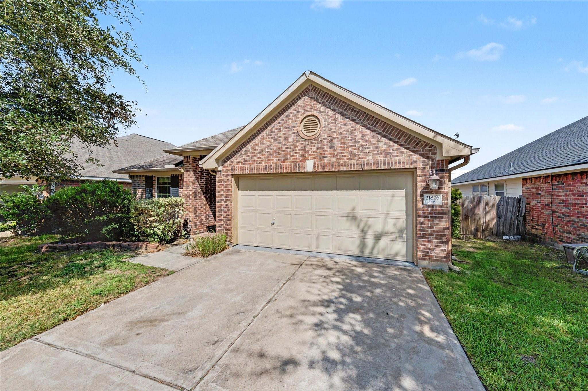 21826 Saragosa Pond Lane