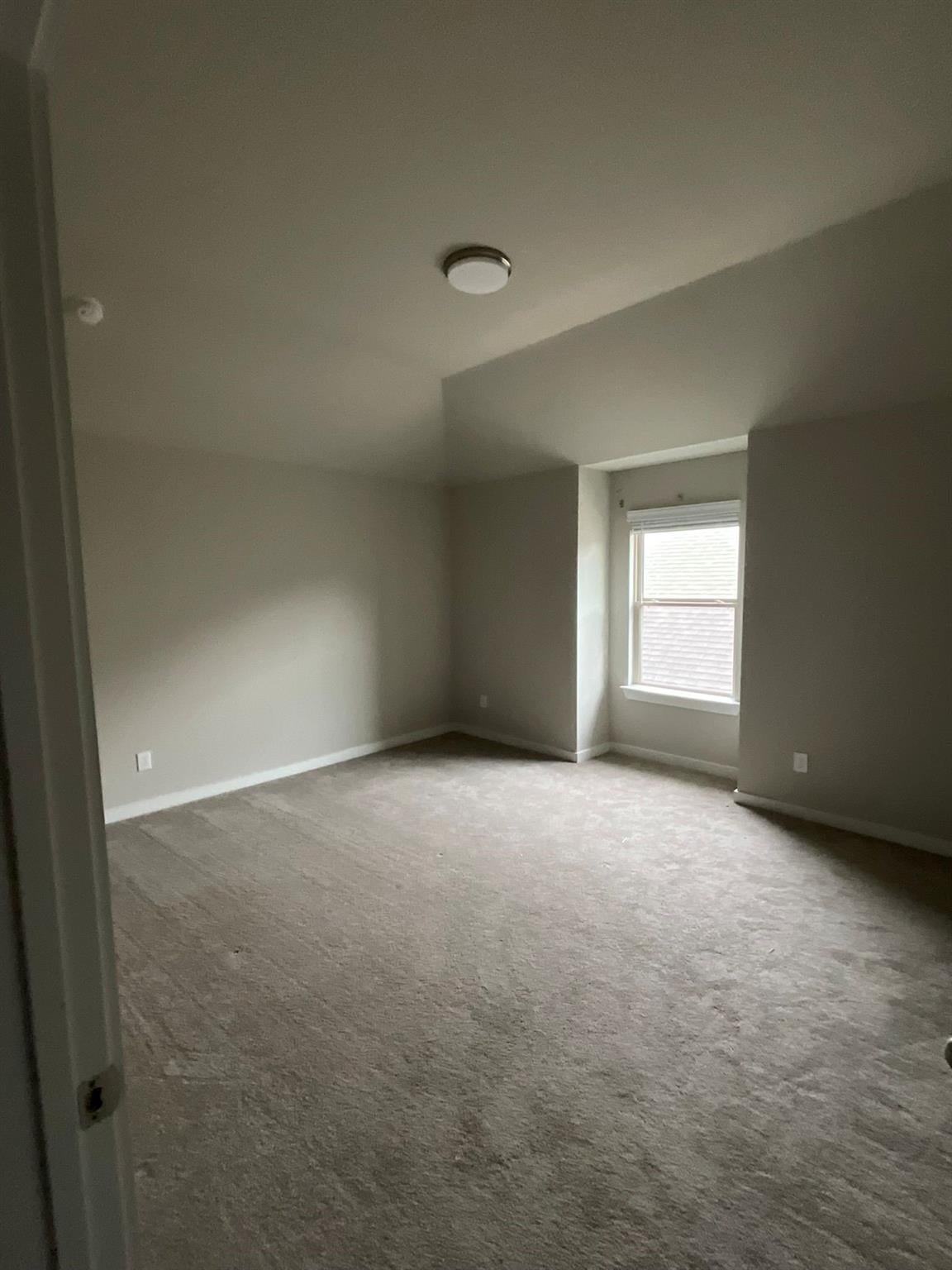 5118 Long Branch Bend