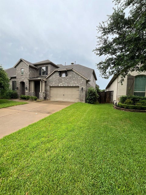 Photo of 5118 Long Branch Bend, Fulshear, TX 77441 (MLS # 65889997)