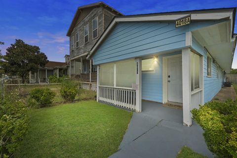 Photo of 4018 Sealy Ave Street, Galveston, TX 77550 (MLS # 32709137) Photo of 4018 Sealy Ave Street, Galveston, TX 77550 (MLS # 32709137)