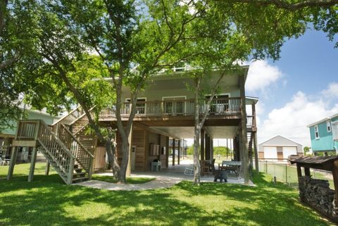 Photo of 2569 County Road 291, Sargent, TX 77414 (MLS # 28335688)