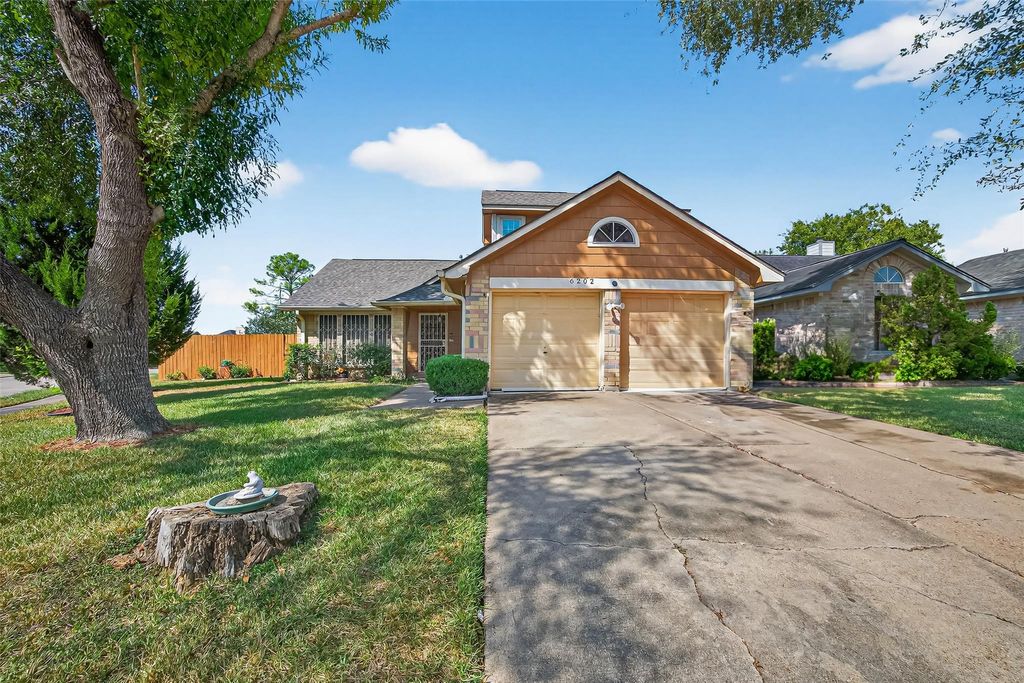 Photo of 6202 Quiet Village Court, Houston, TX 77053 (MLS # 18949628)