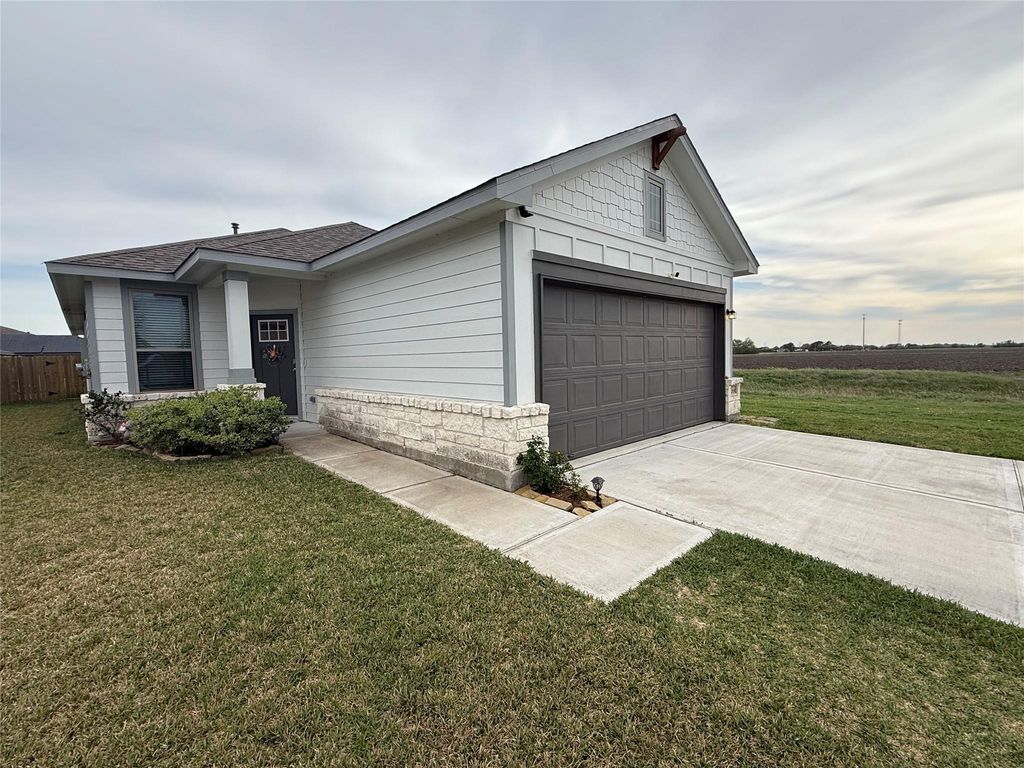 Photo of 8019 Barret Travis Court, Beasley, TX 77417 (MLS # 58248314)