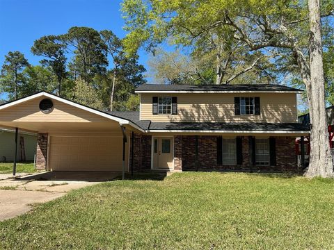 Homes For Sale - 25587 White Oak Lane<br/> Splendora, TX 77372