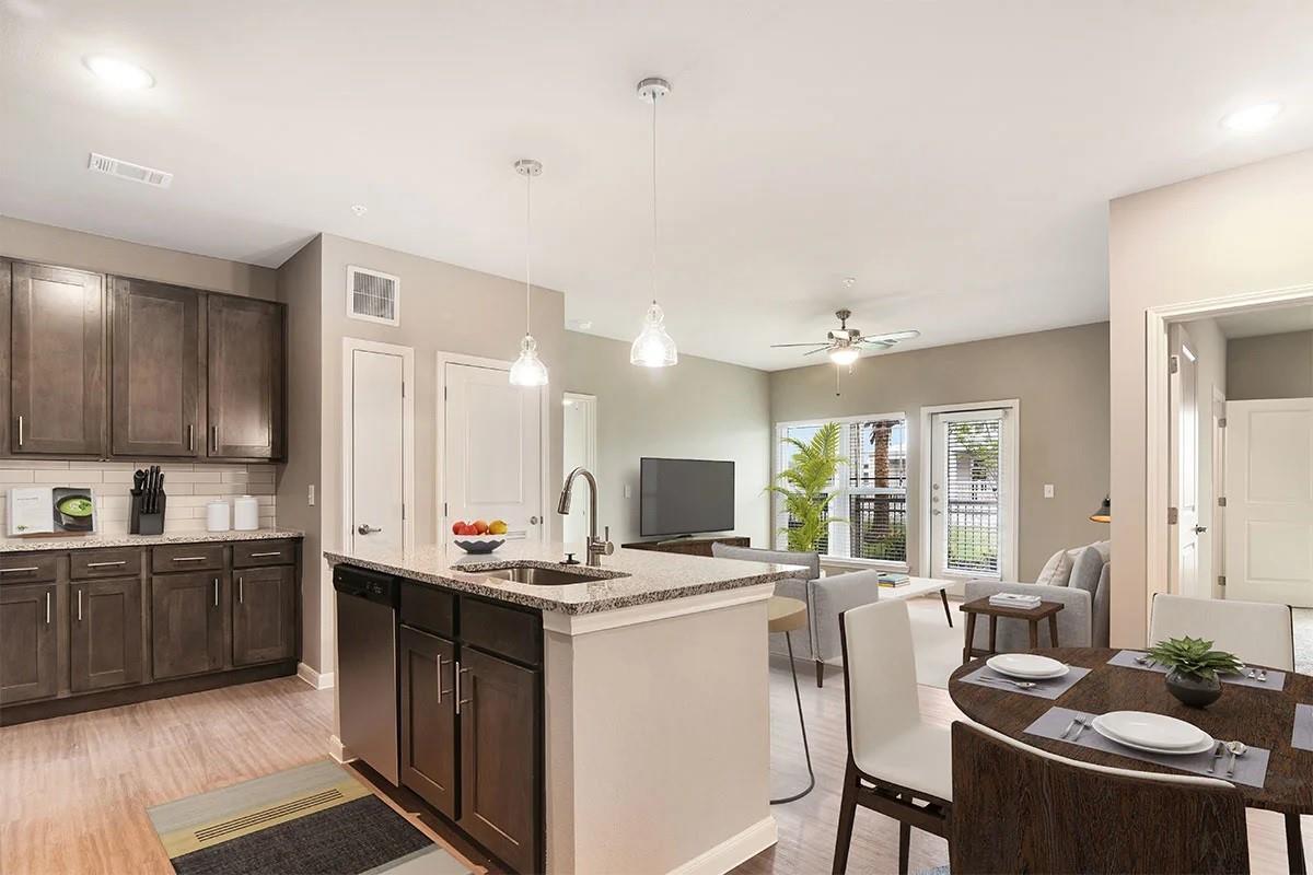 3301 Gulf Freeway 10205