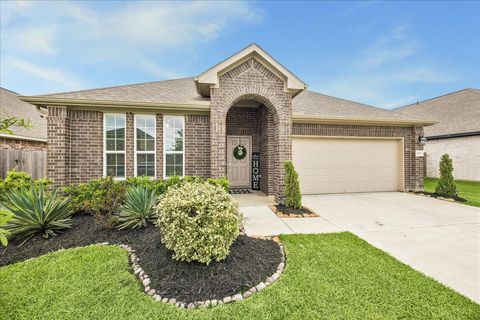 Photo of 23601 Zinfandel Drive, Alvin, TX 77511 (MLS # 56418344)