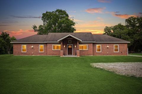 4501 Spears Road CR872 Manvel TX 77578