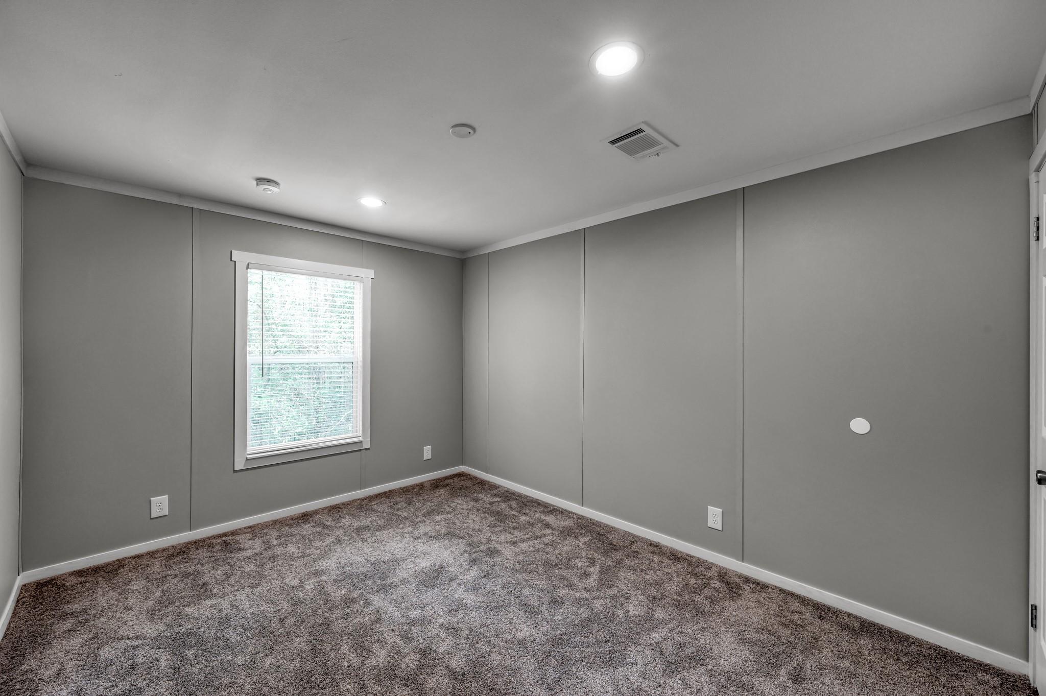 33 Mockingbird Road