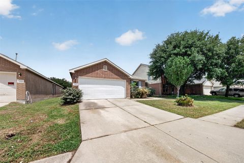 Photo of 1318 Hawks Nest Drive, Houston, TX 77067 (MLS # 20870546)