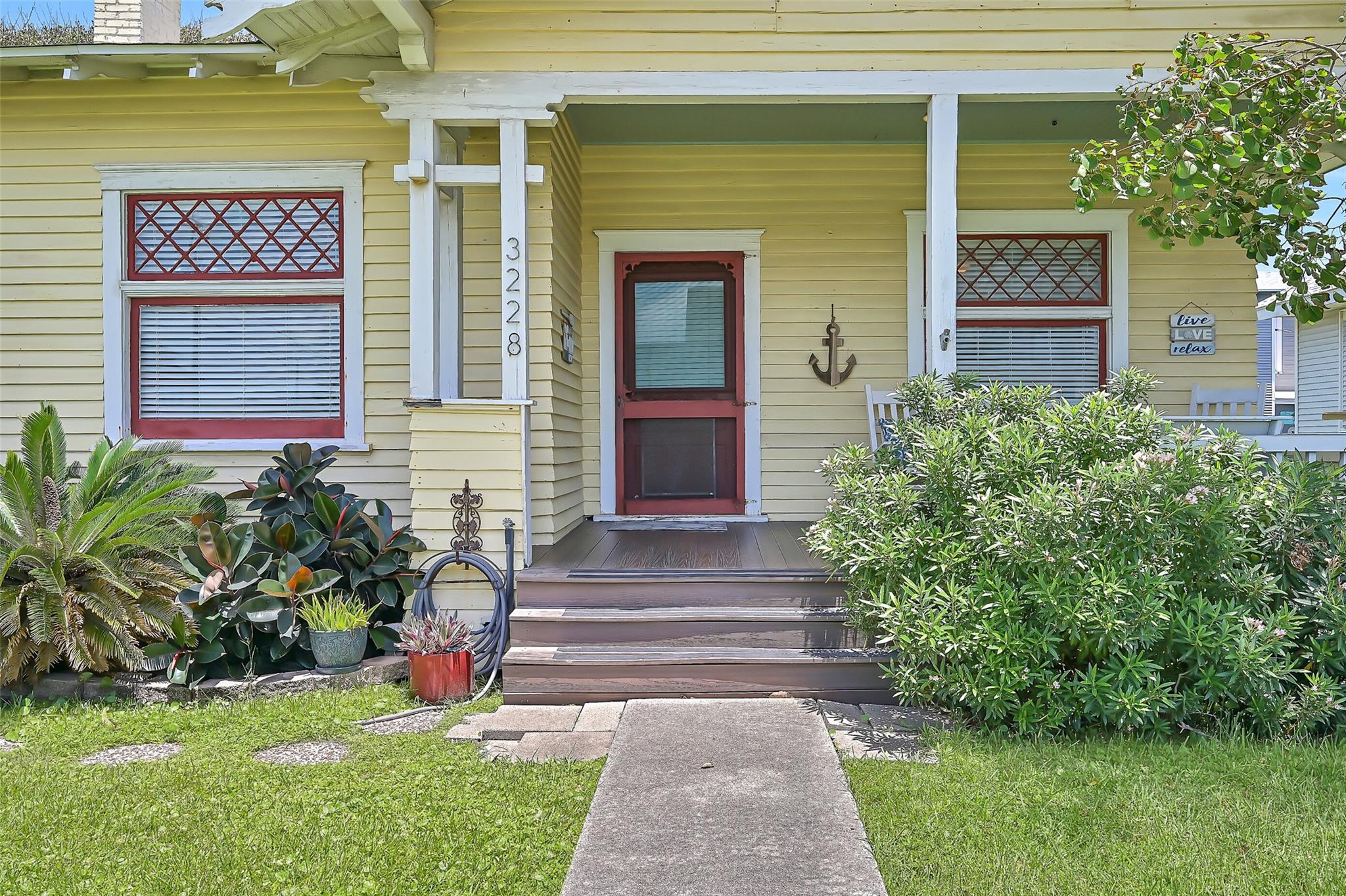 3228 Avenue R 1/2
