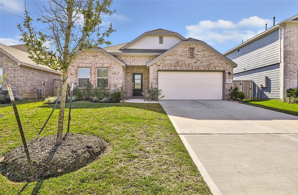 Photo of 22464 Mountain Pine Drive, New Caney, TX 77357 (MLS # 21952404)