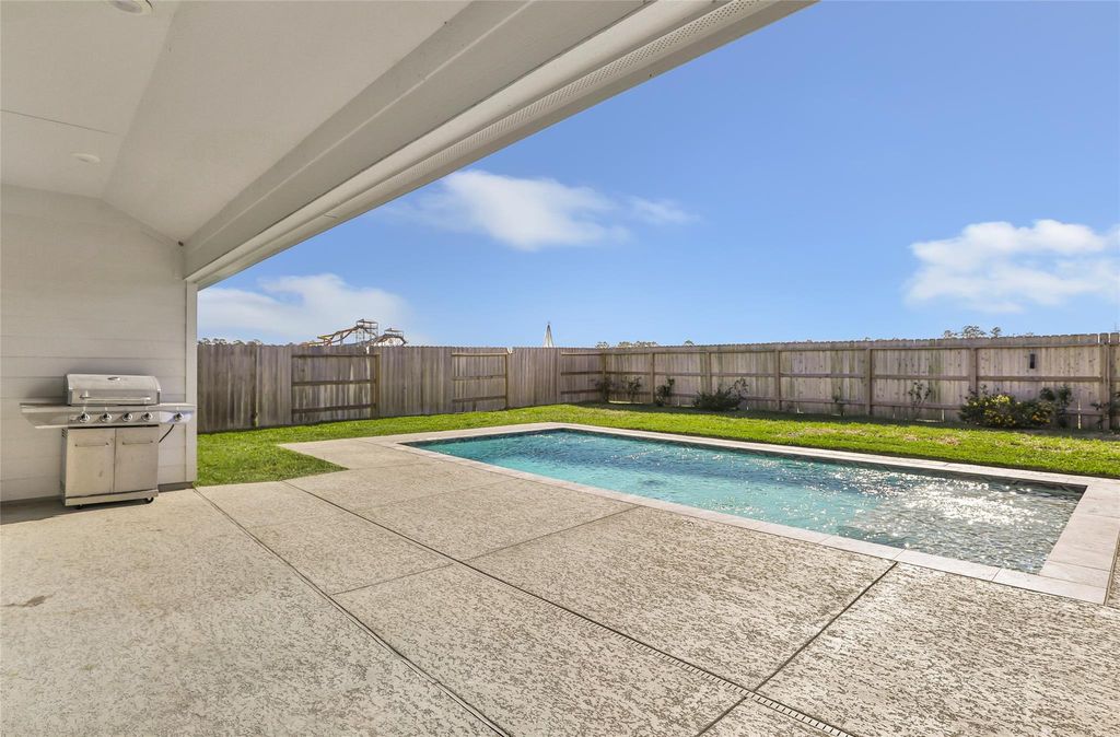 Photo of 22464 Mountain Pine Drive, New Caney, TX 77357 (MLS # 21952404)