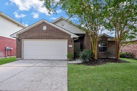 Photo of 32331 Summer Park Lane, Conroe, TX 77385 (MLS # 69196983)
