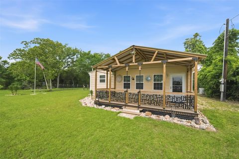 Photo of 309 Giebel Lane, Somerville, TX 77879 (MLS # 13191074)