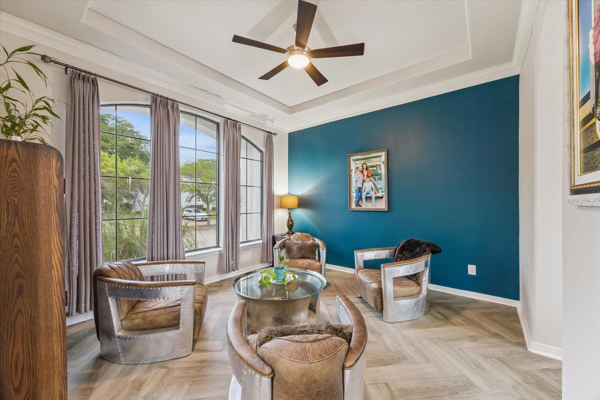 1830 Lakeside Drive