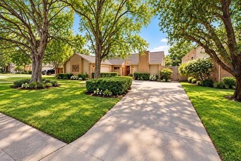 Photo of 1034 Coachlight Drive, Houston, TX 77077 (MLS # 24162537)