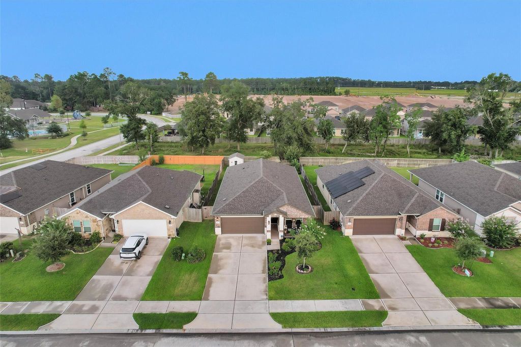 Photo of 12813 S Winding Pines Drive, Tomball, TX 77375 (MLS # 65953551)