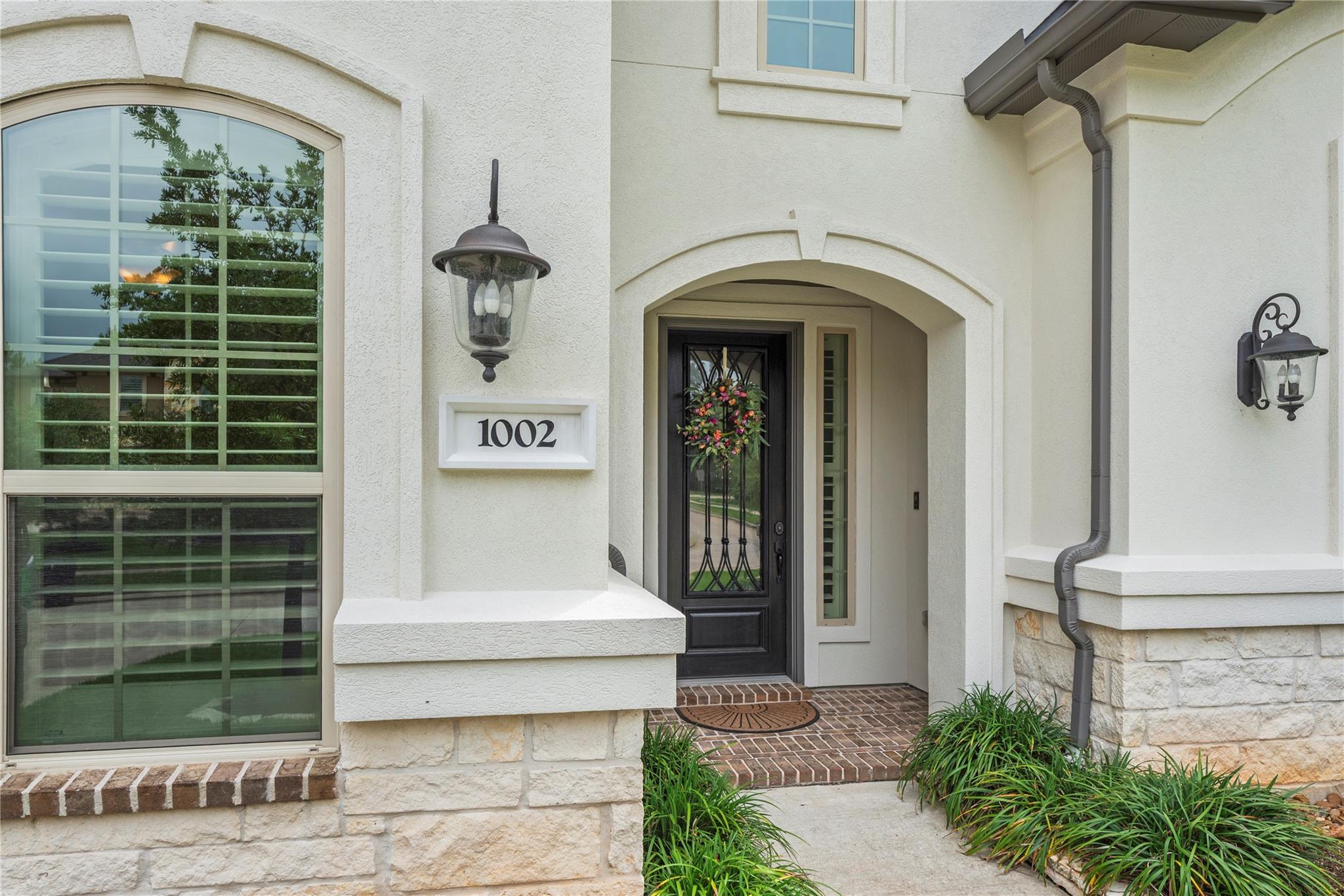 1002 Pleasant Pines Lane