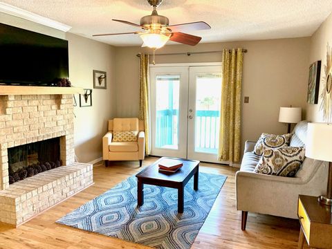 Photo of 1516 Bay Area Boulevard #S10, Houston, TX 77058 (MLS # 29711523)