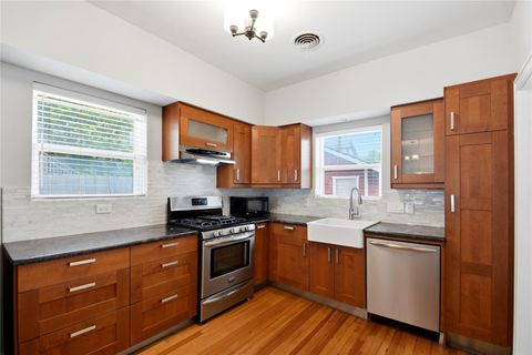 Tiny photo for 1746 Colquitt Street, Houston, TX 77098 (MLS # 75941007)
