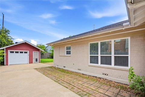 Tiny photo for 1746 Colquitt Street, Houston, TX 77098 (MLS # 75941007)