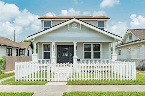 Photo of 3730 Avenue T, Galveston, TX 77550 (MLS # 54554063)