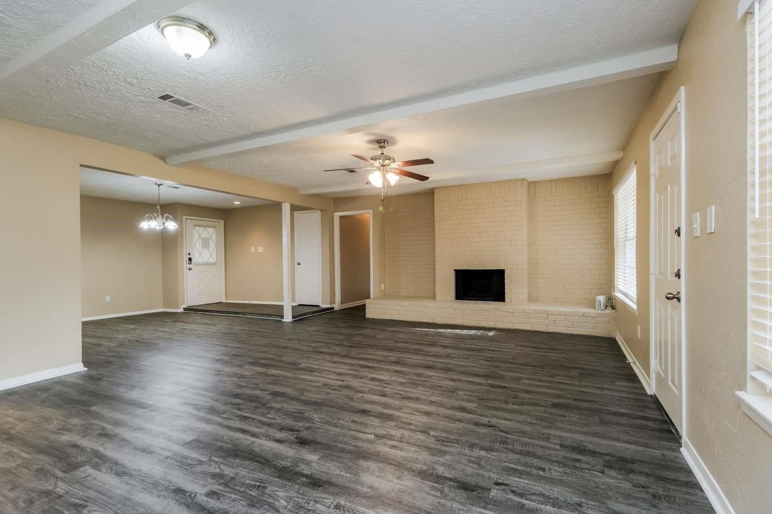 23302 Upper Falls Court