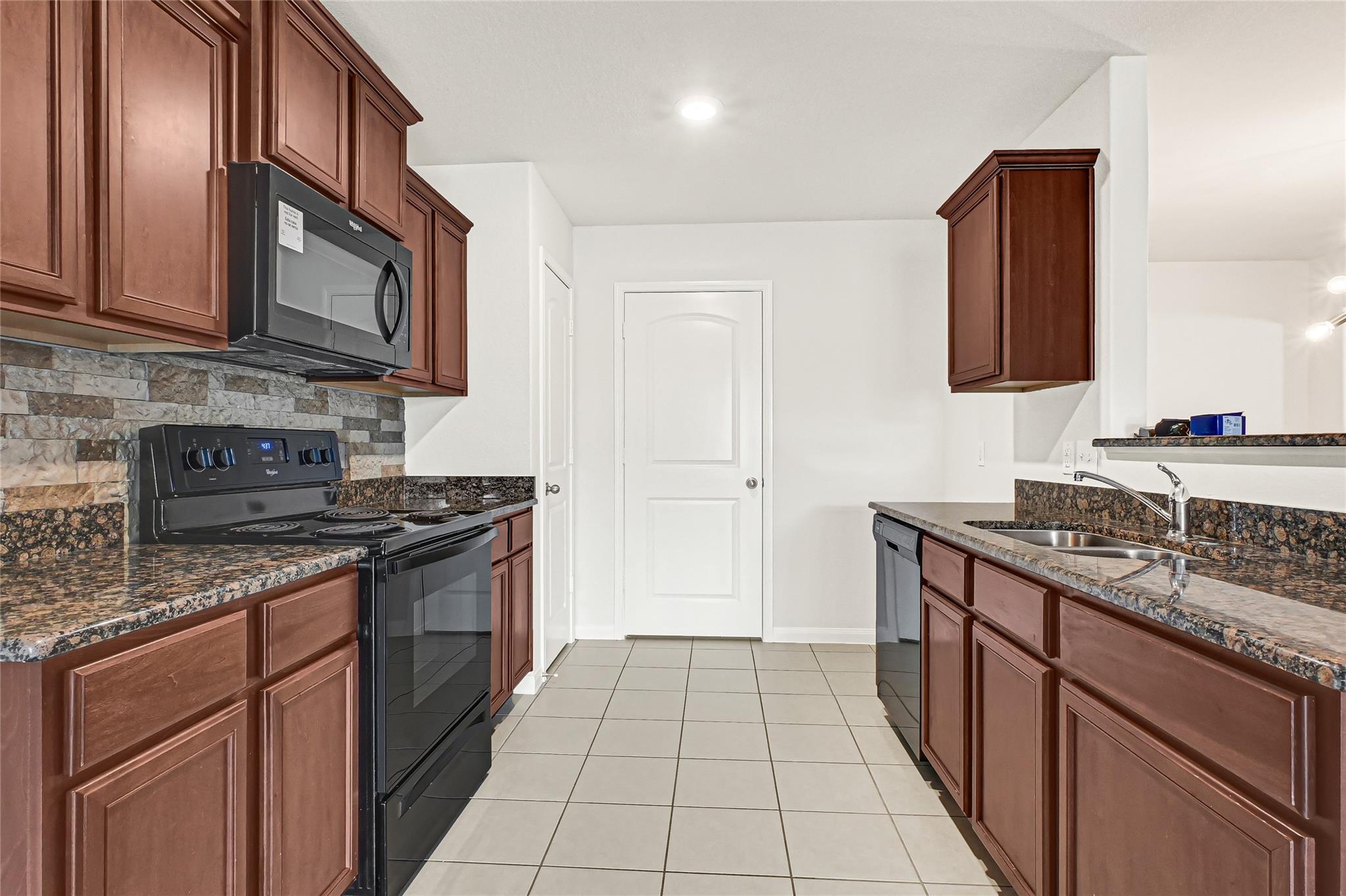 11122 Hillside Creek Drive