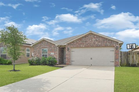 Photo of 11122 Hillside Creek Drive, Humble, TX 77396 (MLS # 61844979)