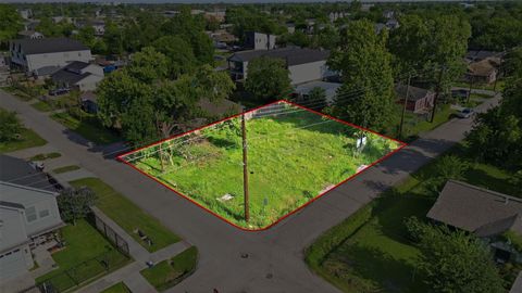 Vacant Land For Sale - 523 E 39th Street<br/> Houston, TX 77022