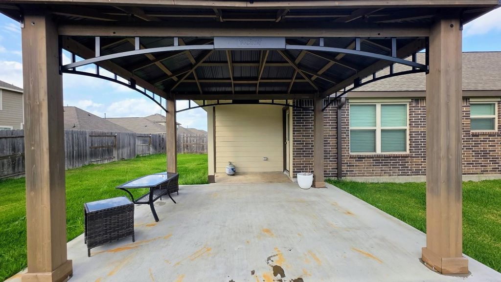 Photo of 6207 Russett Elm Court, Kingwood, TX 77365 (MLS # 89261885)