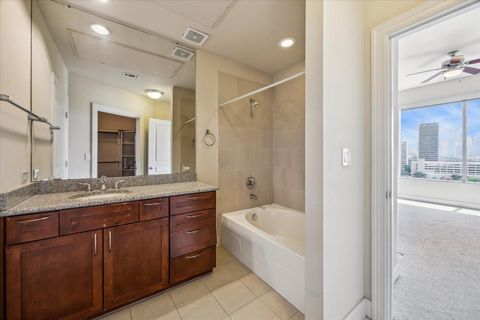 Tiny photo for 3333 Allen Parkway Pkwy #1102, Houston, TX 77019 (MLS # 70330755)