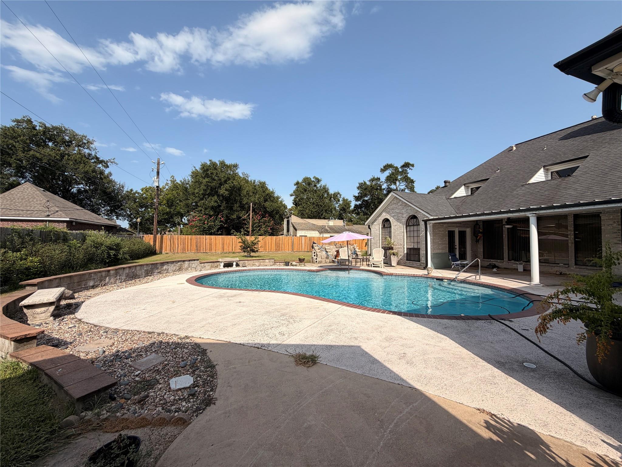 222 Pin Oak Drive