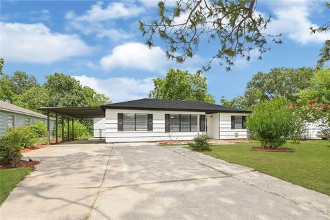 13915 Nitida Street Houston TX 77045