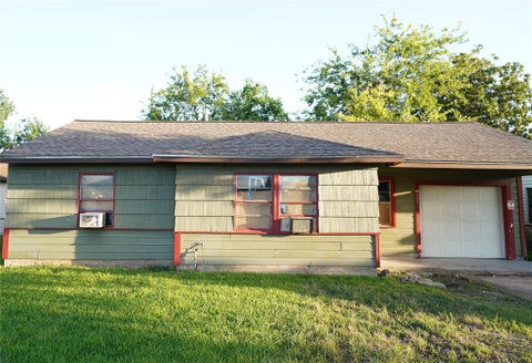 Photo of 2506 10th Street, Galena Park, TX 77547 (MLS # 57691885)