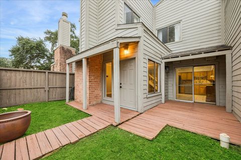 Photo of 1615 Prairie Mark Lane, Houston, TX 77077 (MLS # 48258931)