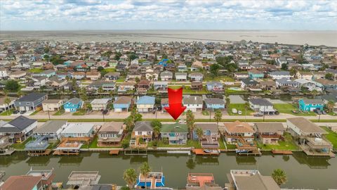 Photo of 313 Ling ST, Bayou Vista, TX 77563 (MLS # 9159776)