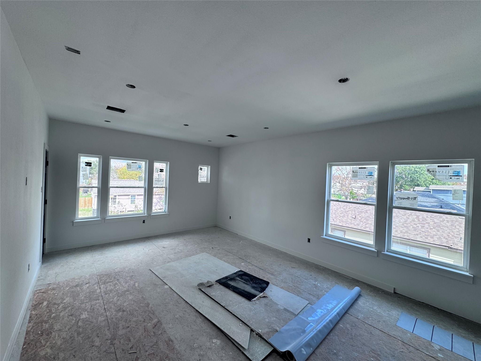 232 E 38th Street