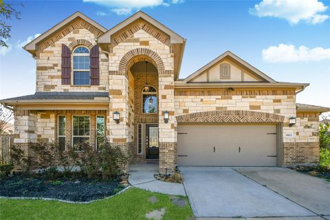 Photo of 8903 Lost Castle Way, Cypress, TX 77433 (MLS # 13909093)