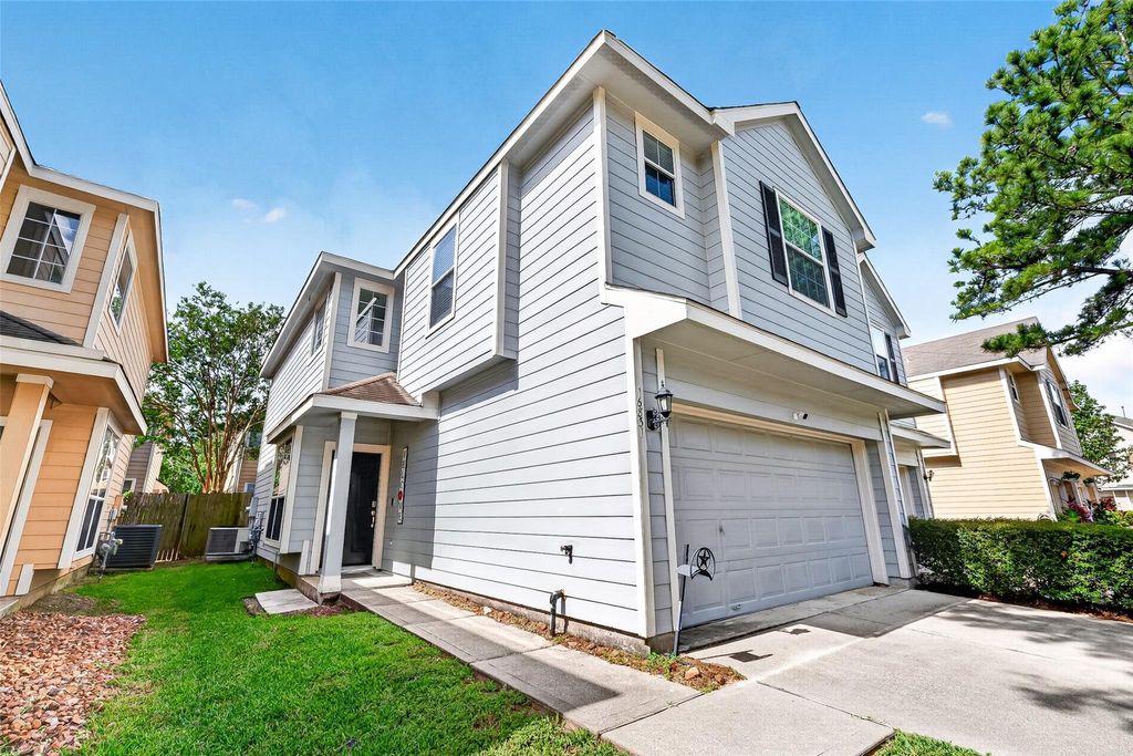 Photo of 16831 Bellmoor Lane, Houston, TX 77084 (MLS # 4578841)