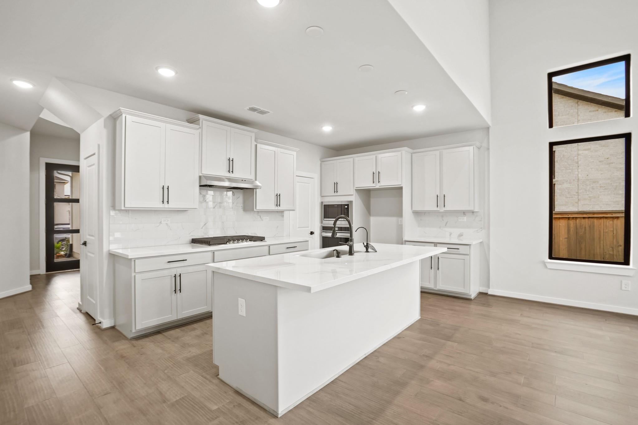 17327 Blissful Block