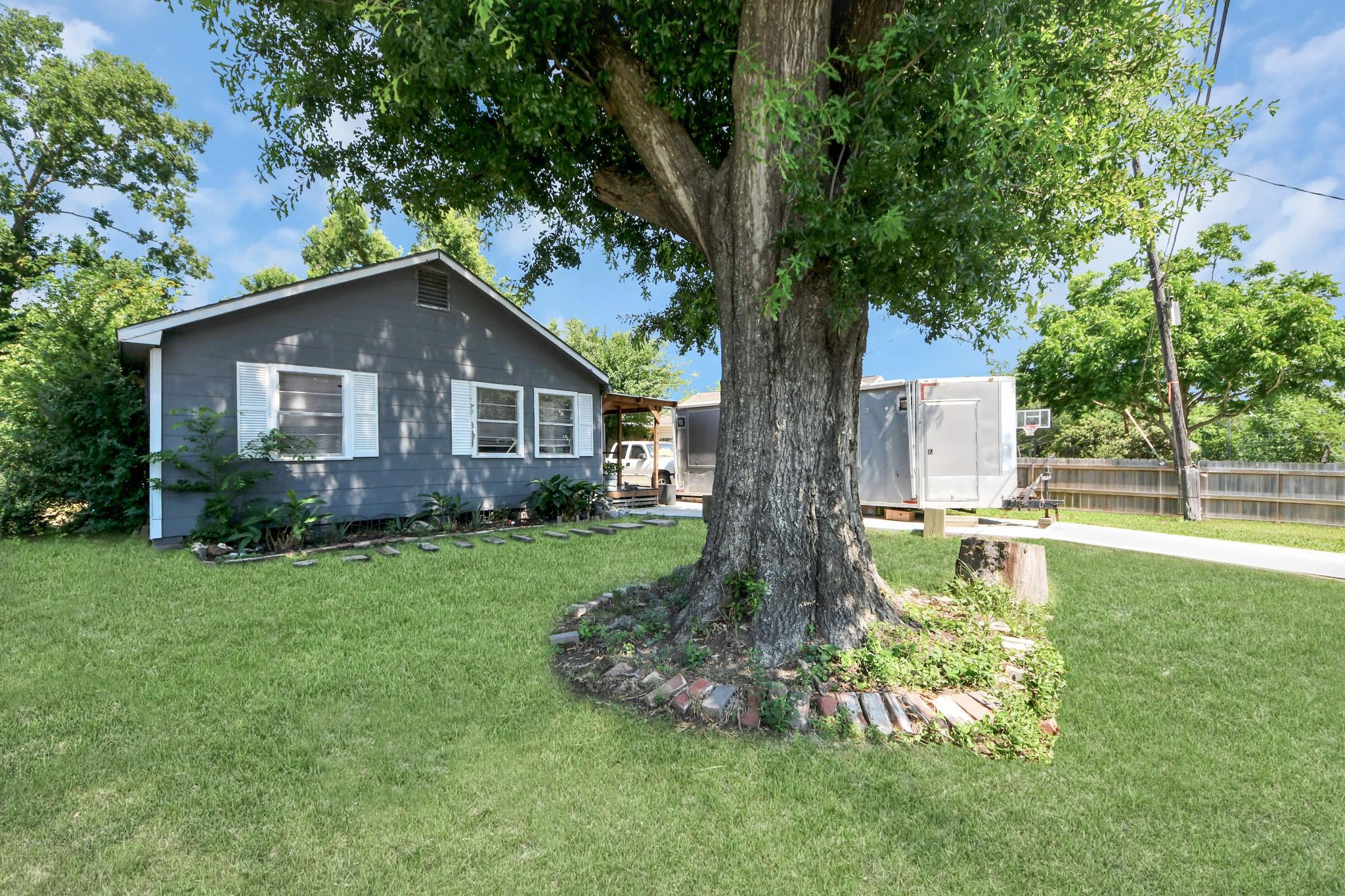 1806 Miami Road